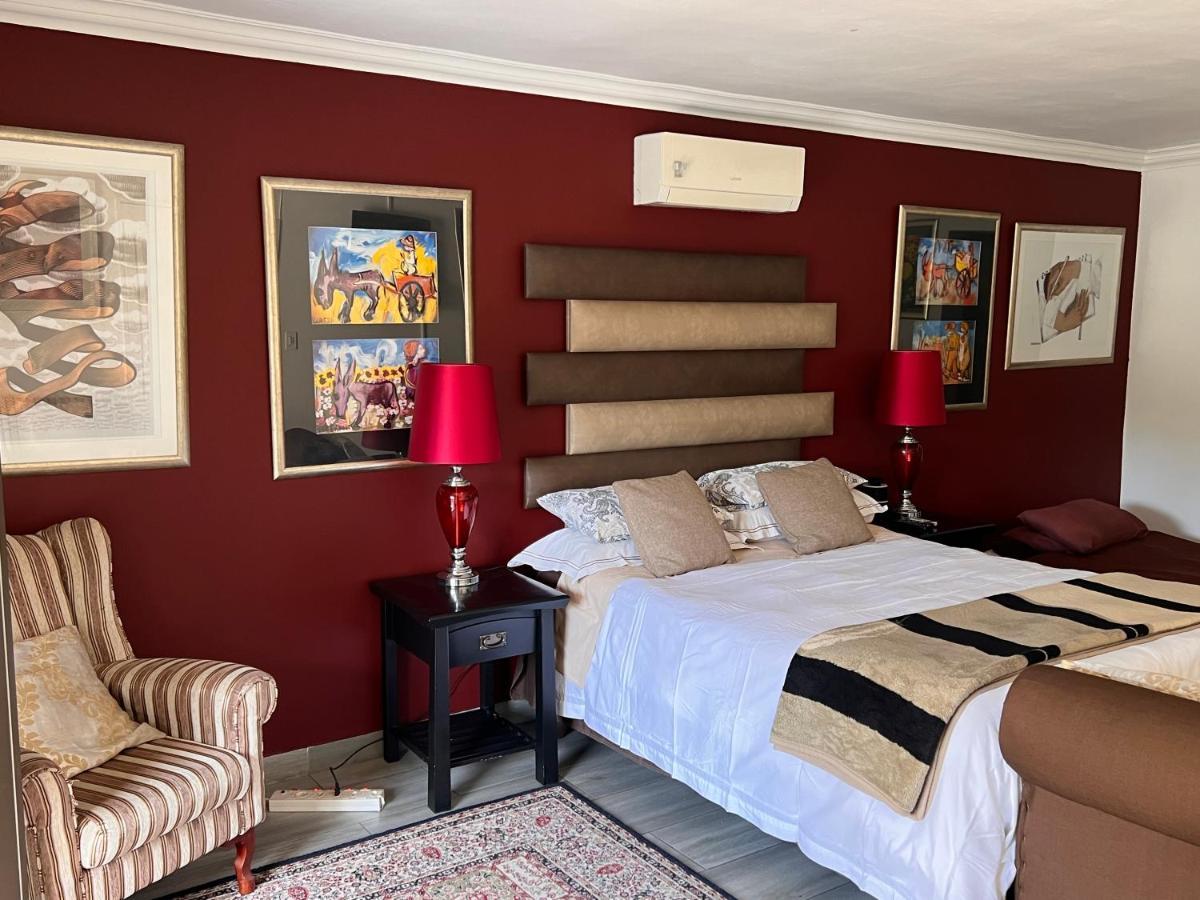 2 Op Terblanche Guesthouse Boksburg Dış mekan fotoğraf