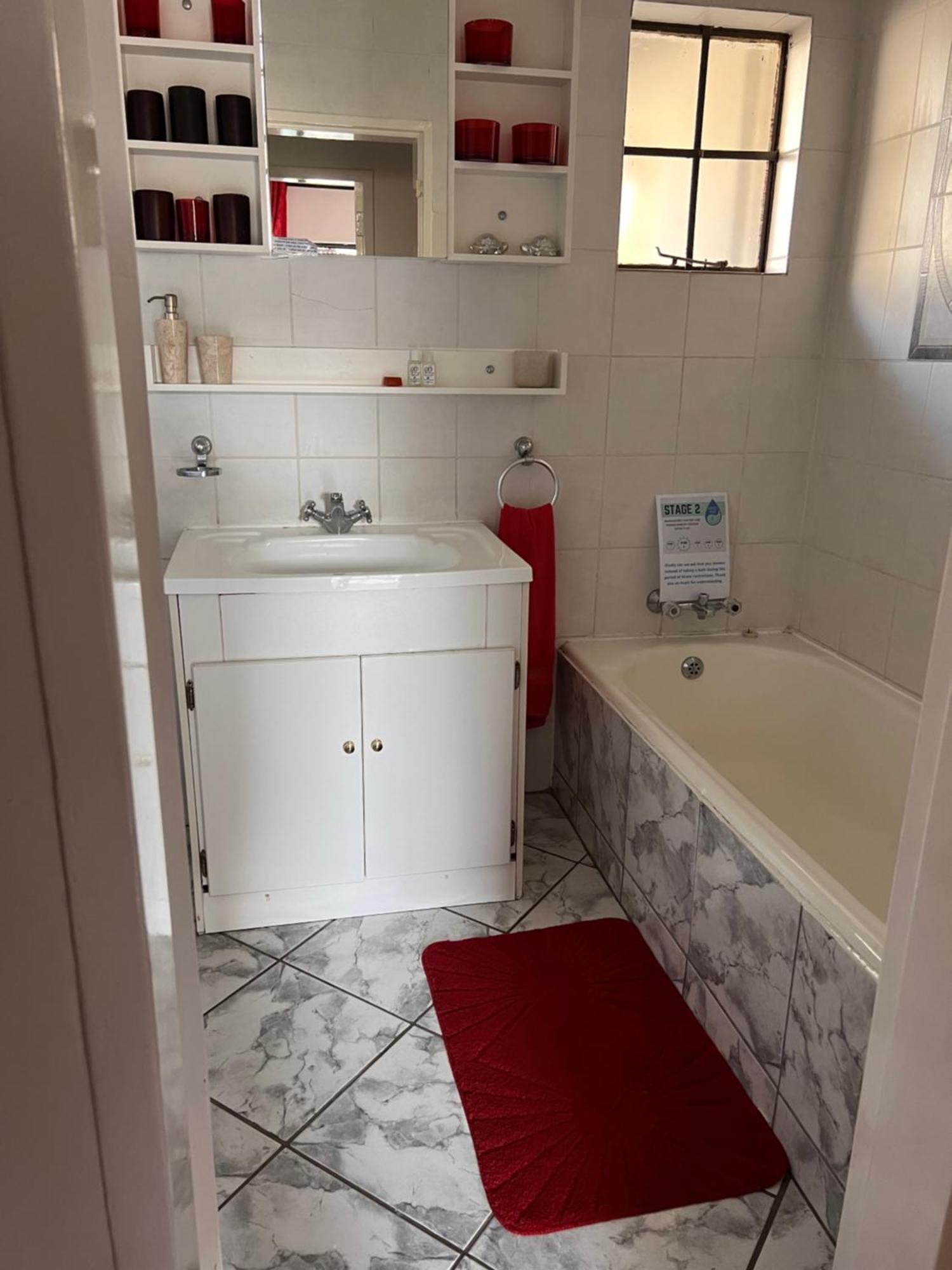 2 Op Terblanche Guesthouse Boksburg Dış mekan fotoğraf