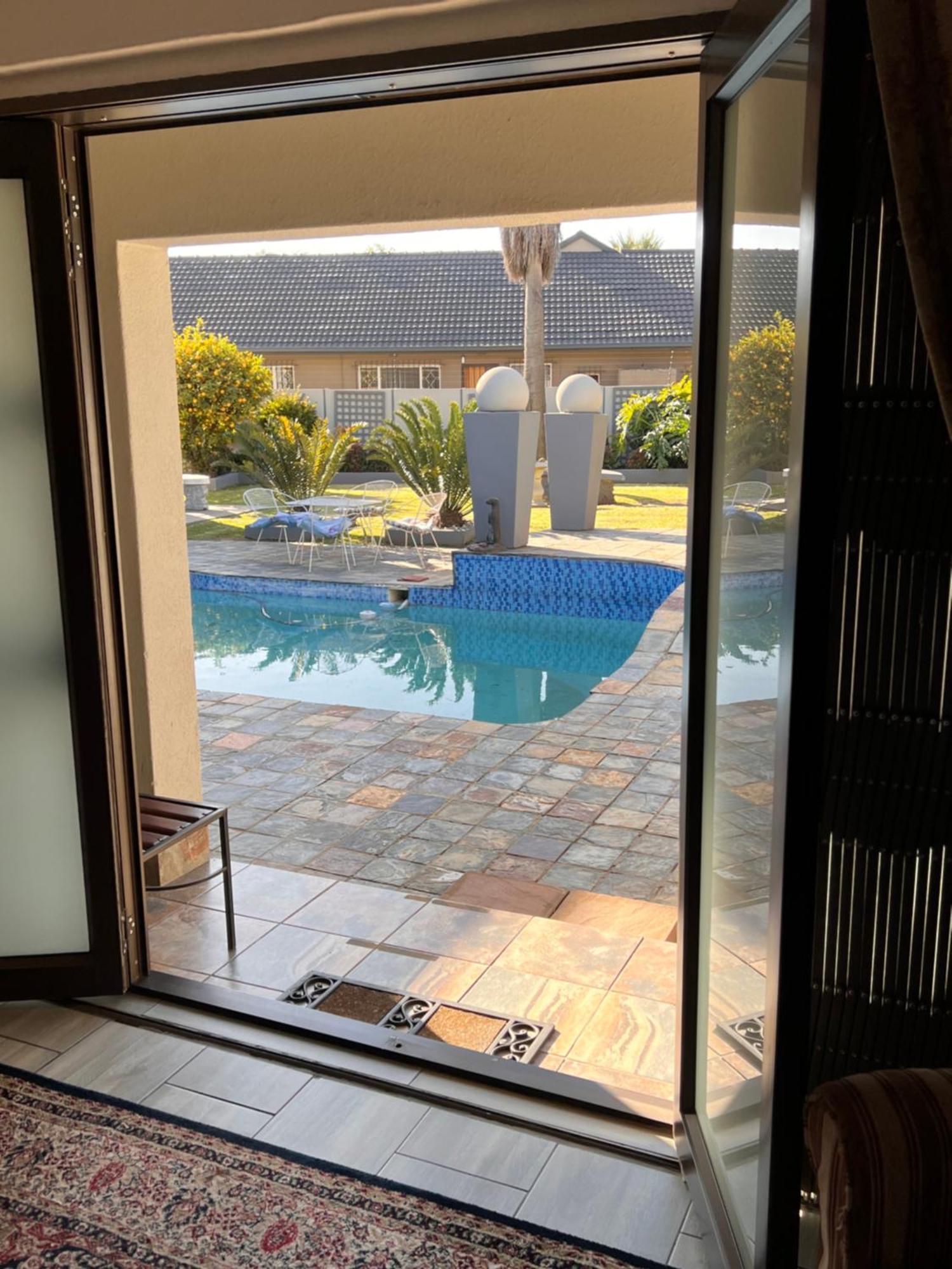2 Op Terblanche Guesthouse Boksburg Dış mekan fotoğraf