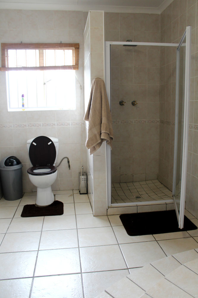 2 Op Terblanche Guesthouse Boksburg Dış mekan fotoğraf