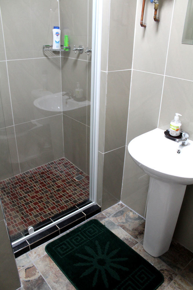 2 Op Terblanche Guesthouse Boksburg Dış mekan fotoğraf